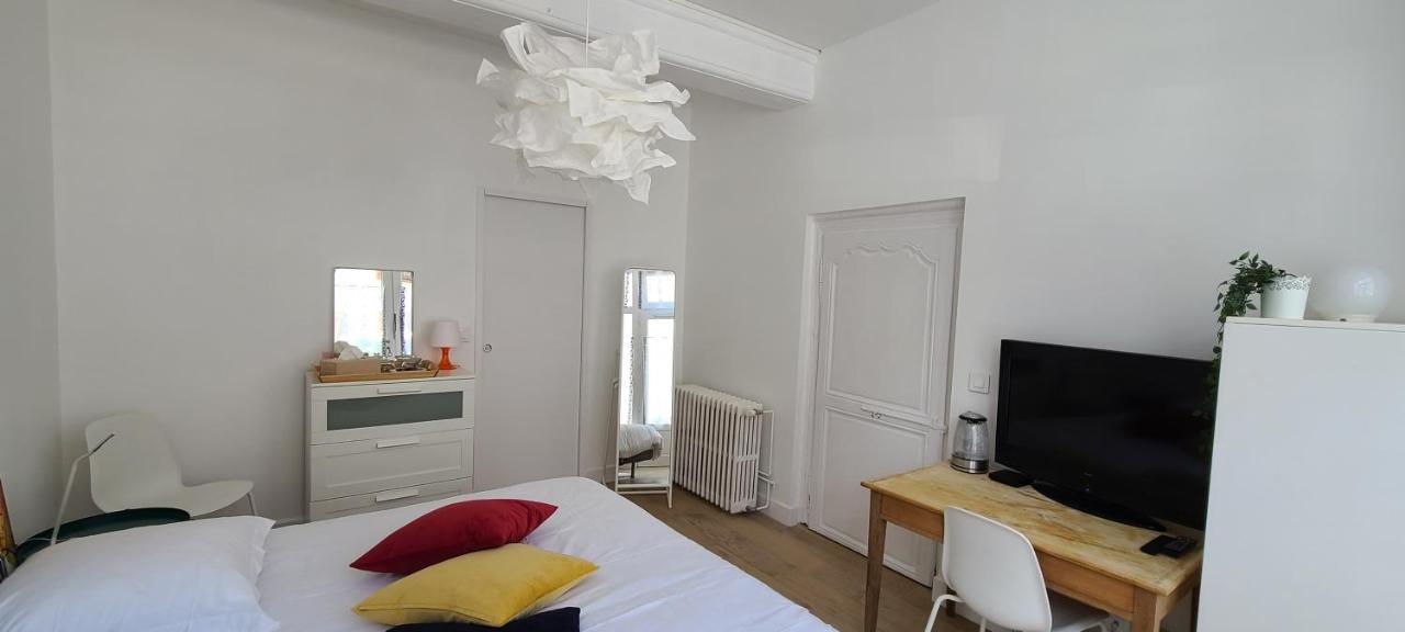 Chambre De Charme A Saulieu Bagian luar foto
